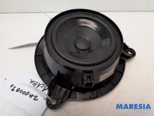 Used Speaker Renault Scénic III (JZ) 1.5 dCi 110 Price € 20,00 Margin scheme offered by Maresia Parts