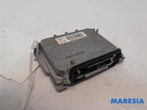 Used Xenon module Renault Scénic III (JZ) 2.0 16V CVT Price € 60,00 Margin scheme offered by Maresia Parts