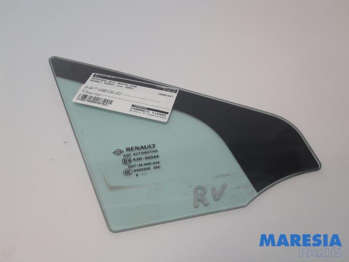 Usados Ventanilla triangular derecha delante Renault Scénic III (JZ) 2.0 16V CVT Precio € 20,00 Norma de margen ofrecido por Maresia Parts