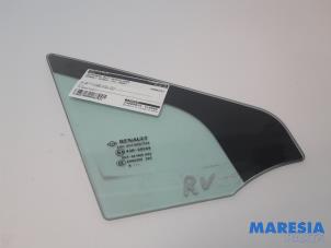 Used Quarter light, front right Renault Scénic III (JZ) 2.0 16V CVT Price € 20,00 Margin scheme offered by Maresia Parts