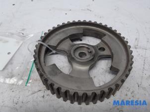 Used Camshaft sprocket Citroen Jumpy (G9) 1.6 HDI Price € 24,20 Inclusive VAT offered by Maresia Parts