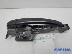 Used Rear door handle 4-door, left Peugeot 3008 I (0U/HU) 1.6 16V THP 155 Price € 25,00 Margin scheme offered by Maresia Parts