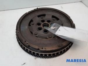 Used Dual mass flywheel Renault Megane III Berline (BZ) 2.0 16V TCe 180 Price € 350,00 Margin scheme offered by Maresia Parts