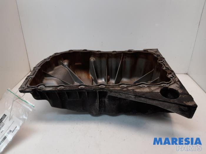 Gebrauchte Ölwanne Renault Megane III Berline (BZ) 2.0 16V TCe 180 Preis € 30,00 Margenregelung angeboten von Maresia Parts