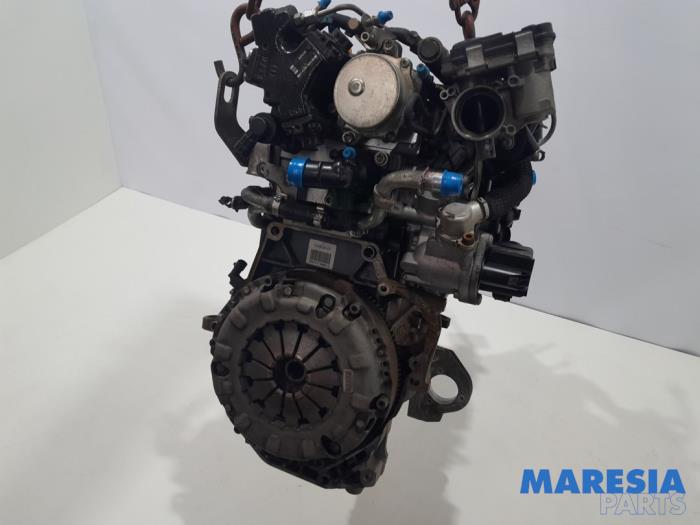 Motor van een Fiat Doblo (263) 1.3 D Multijet DPF Euro 5 2012