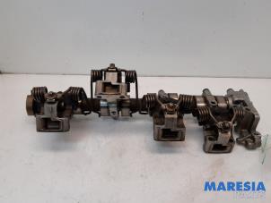Used Camshaft Peugeot 308 (4A/C) 1.6 VTI 16V Price € 250,00 Margin scheme offered by Maresia Parts