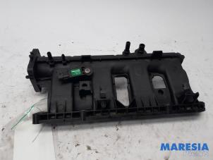 Used Intake manifold Renault Megane III Coupe (DZ) 1.2 16V TCE 115 Price € 50,00 Margin scheme offered by Maresia Parts