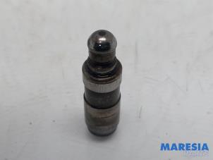 Used Tappet Peugeot 207/207+ (WA/WC/WM) 1.6 16V VTi Price € 20,00 Margin scheme offered by Maresia Parts