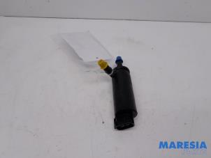 Used Headlight washer pump Alfa Romeo MiTo (955) 1.4 TB 16V Price € 25,00 Margin scheme offered by Maresia Parts