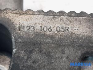 Engine mount from a Renault Master III (MA/MB/MC/MD/MH/MF/MG/MH) 2.3 dCi 150 16V 2022