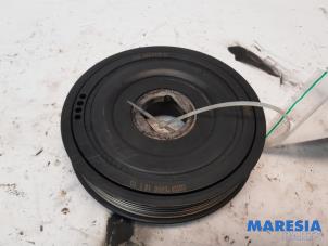 Used Crankshaft pulley Renault Master IV (MA/MB/MC/MD/MH/MF/MG/MH) 2.3 dCi 150 16V Price € 108,90 Inclusive VAT offered by Maresia Parts