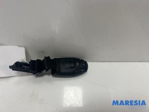 Used Steering wheel mounted radio control Citroen C3 (SC) 1.0 Vti 68 12V Price € 19,50 Margin scheme offered by Maresia Parts