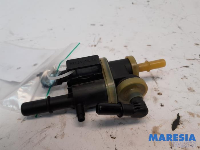 Begagnade Kolfilter Alfa Romeo Giulia (952) 2.0 T 16V Veloce Q4 Pris € 15,00 Marginaltabell erbjuds av Maresia Parts