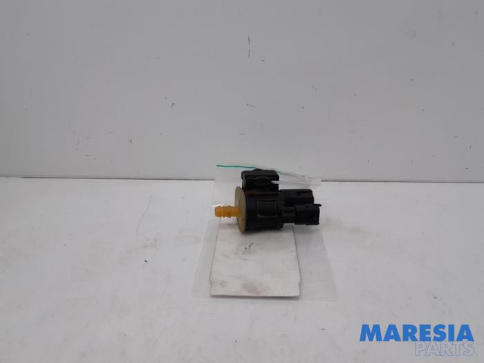 Begagnade Kolfilter Alfa Romeo Giulia (952) 2.0 T 16V Veloce Q4 Pris € 15,00 Marginaltabell erbjuds av Maresia Parts