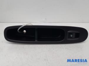 Used Electric window switch Fiat Punto III (199) 0.9 TwinAir Turbo 100 Price € 15,00 Margin scheme offered by Maresia Parts