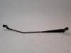 Front wiper arm from a Renault Twingo II (CN) 1.2 16V 2011