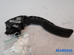 Used Throttle pedal position sensor Renault Scénic III (JZ) 1.5 dCi 110 Price € 25,00 Margin scheme offered by Maresia Parts