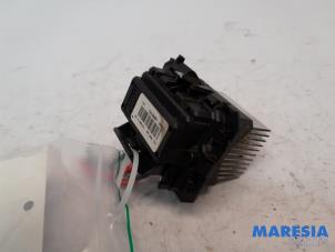 Used Heater resistor Renault Scénic III (JZ) 1.5 dCi 110 Price € 20,00 Margin scheme offered by Maresia Parts