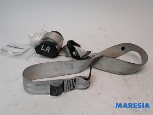 Used Rear seatbelt, left Renault Scénic III (JZ) 1.5 dCi 110 Price € 35,00 Margin scheme offered by Maresia Parts