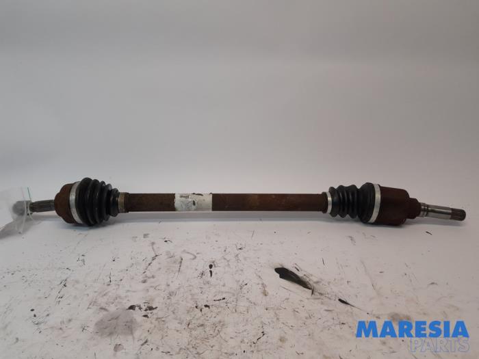 Gebrauchte Antriebswelle rechts vorne Peugeot 208 I (CA/CC/CK/CL) 1.4 16V Preis € 50,00 Margenregelung angeboten von Maresia Parts