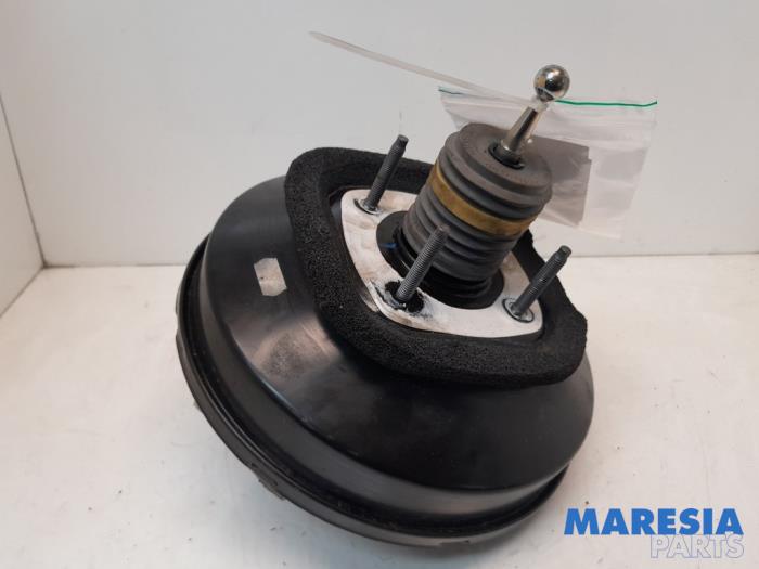 Usados Servofreno Peugeot 208 I (CA/CC/CK/CL) 1.4 16V Precio € 50,00 Norma de margen ofrecido por Maresia Parts
