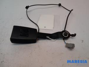 Used Front seatbelt buckle, right Fiat Punto Evo (199) 1.3 JTD Multijet 85 16V Euro 5 Price € 15,00 Margin scheme offered by Maresia Parts