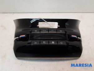 Used Heater control panel Peugeot 208 I (CA/CC/CK/CL) 1.4 16V Price € 75,00 Margin scheme offered by Maresia Parts