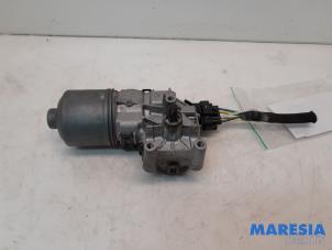 Used Front wiper motor Peugeot 208 I (CA/CC/CK/CL) 1.4 16V Price € 24,99 Margin scheme offered by Maresia Parts