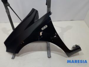 Used Front wing, left Fiat Punto III (199) 0.9 TwinAir Turbo 100 Price € 100,00 Margin scheme offered by Maresia Parts