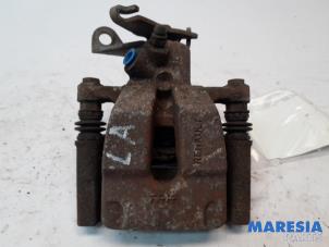 Used Rear brake calliper, left Renault Megane III Berline (BZ) 1.6 16V Price € 34,00 Margin scheme offered by Maresia Parts