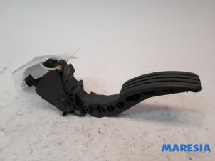 Used Throttle pedal position sensor Renault Megane III Berline (BZ) 1.6 16V Price € 45,00 Margin scheme offered by Maresia Parts