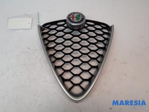 Used Grille Alfa Romeo Giulia (952) 2.0 T 16V Veloce Q4 Price € 100,00 Margin scheme offered by Maresia Parts
