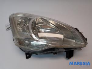 Used Headlight, right Citroen Berlingo Multispace 1.6i Price € 100,00 Margin scheme offered by Maresia Parts
