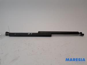 Used Set of tailgate gas struts Citroen Berlingo Multispace 1.6i Price € 50,00 Margin scheme offered by Maresia Parts