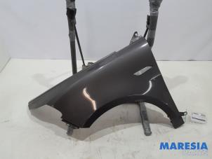 Used Front wing, left Lancia Ypsilon (312) 0.9 TwinAir 85 Price € 100,00 Margin scheme offered by Maresia Parts