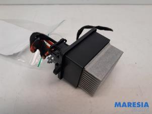 Used Heater resistor Citroen C4 Picasso (3D/3E) 1.2 12V PureTech 130 Price € 29,95 Margin scheme offered by Maresia Parts