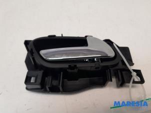Used Rear door handle 4-door, right Peugeot 3008 I (0U/HU) 1.6 16V THP 155 Price € 15,00 Margin scheme offered by Maresia Parts