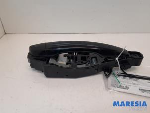 Used Front door handle 4-door, right Citroen C4 Picasso (3D/3E) 1.2 12V PureTech 130 Price € 40,00 Margin scheme offered by Maresia Parts