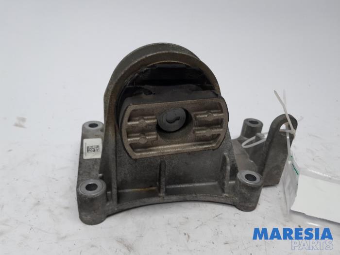 Used Engine mount Fiat 500 (312) 0.9 TwinAir 80 Price € 50,00 Margin scheme offered by Maresia Parts