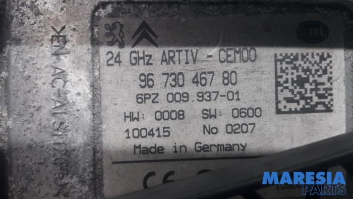 ACC sensor (distance) from a Peugeot 3008 I (0U/HU) 1.6 16V THP 155 2010