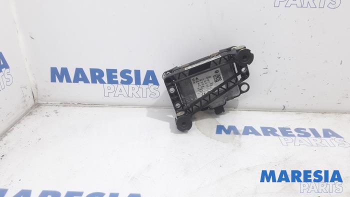 Gebrauchte ACC Sensor (Entfernung) Peugeot 3008 I (0U/HU) 1.6 16V THP 155 Preis € 100,00 Margenregelung angeboten von Maresia Parts