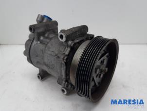 Used Air conditioning pump Renault Twingo II (CN) 1.2 16V Price € 100,00 Margin scheme offered by Maresia Parts