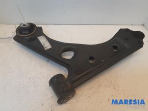 Used Front lower wishbone, right Fiat Punto III (199) 0.9 TwinAir Turbo 100 Price € 75,00 Margin scheme offered by Maresia Parts