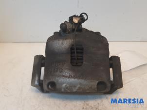 Used Front brake calliper, right Fiat Punto III (199) 0.9 TwinAir Turbo 100 Price € 30,00 Margin scheme offered by Maresia Parts