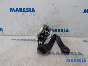 Révisé Ceinture de sécurité avant gauche Fiat 500C (312) 0.9 TwinAir 65 Prix € 228,69 Prix TTC proposé par Maresia Parts