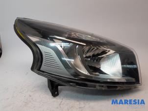 Used Headlight, right Renault Trafic (1FL/2FL/3FL/4FL) 1.6 dCi 95 Price € 158,81 Inclusive VAT offered by Maresia Parts
