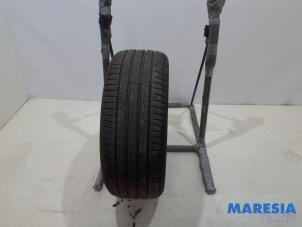 Gebrauchte Reifen Renault Megane III Grandtour (KZ) 1.2 16V TCE 115 Preis € 25,00 Margenregelung angeboten von Maresia Parts