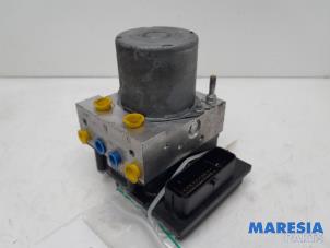 Used ABS pump Peugeot 3008 I (0U/HU) 1.6 16V THP 155 Price € 157,50 Margin scheme offered by Maresia Parts