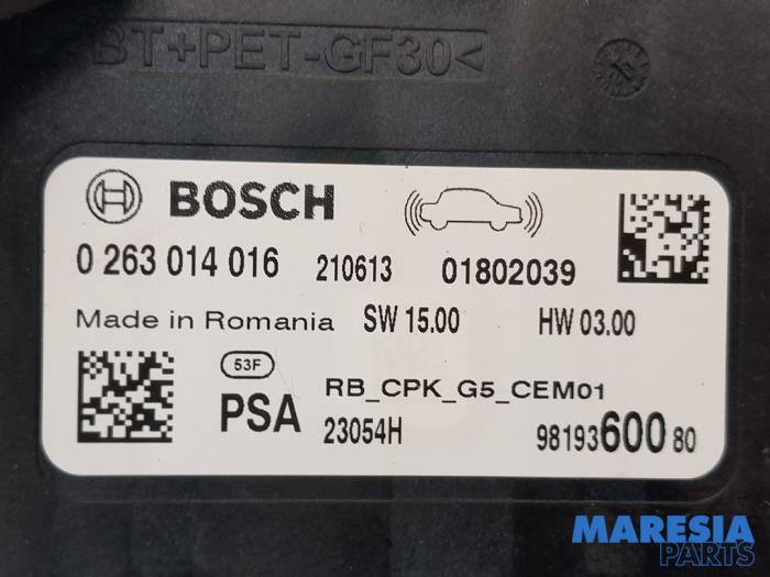 Module PDC d'un Peugeot Expert (VA/VB/VE/VF/VY) 2.0 Blue HDi 120 16V 2021