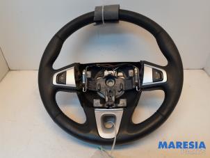 Usagé Volant Renault Megane III Grandtour (KZ) 1.2 16V TCE 115 Prix € 85,00 Règlement à la marge proposé par Maresia Parts